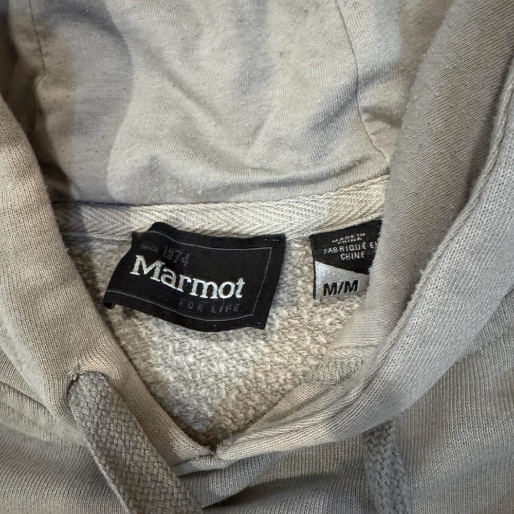 Grey Marmot hoodie with a retro vibe size medium outdoor hiking casual - Picture 6 of 8